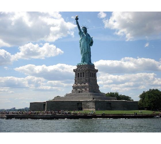 http://cache.virtualtourist.com/3602450-Travel_Picture-Statue_of_Liberty_National_Monument.jpg