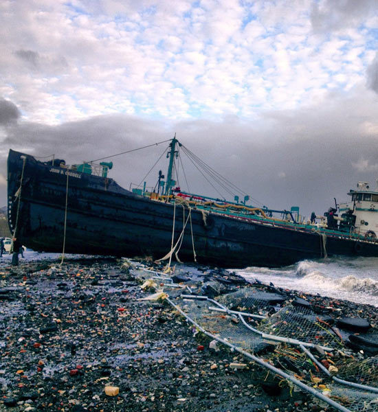 STATEN ISLAND SHIP AGROUND