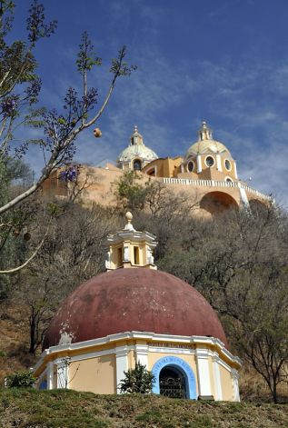 CHOLULA PYRAMID