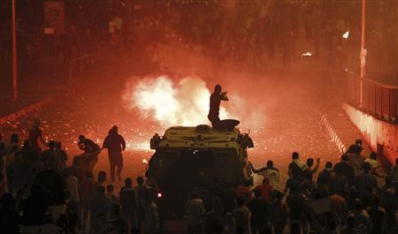 cairo riot police