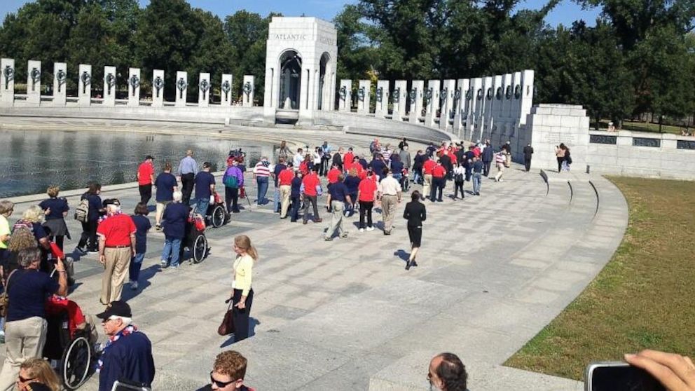 WW 2 VETS LOCKED OUT