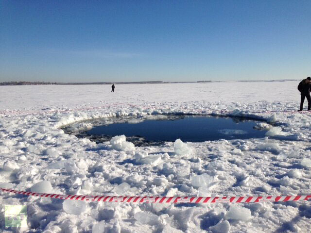 russian meteor hole in ice