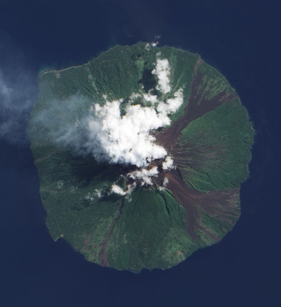 VOLCANO NEW GUINEA