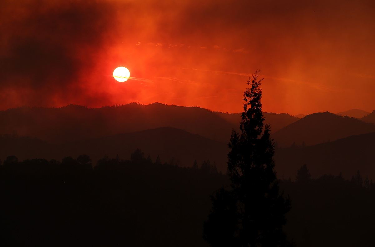 yosemite rim fire at sunset