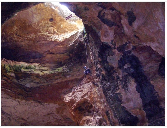 wyoming cave