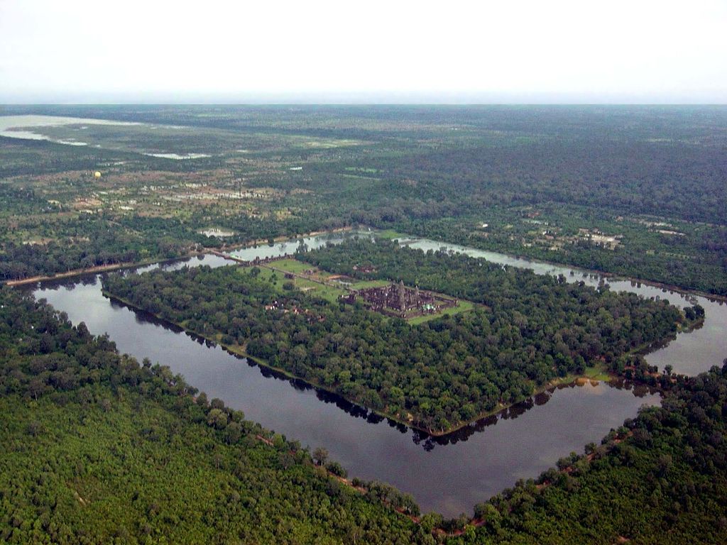 ankor wat from the air