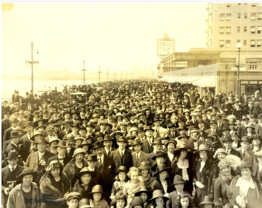 ATLANTIC CITY VISITORS