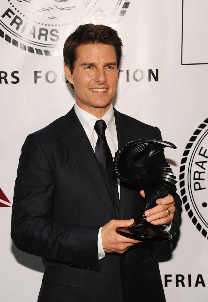 TOM CRUISE