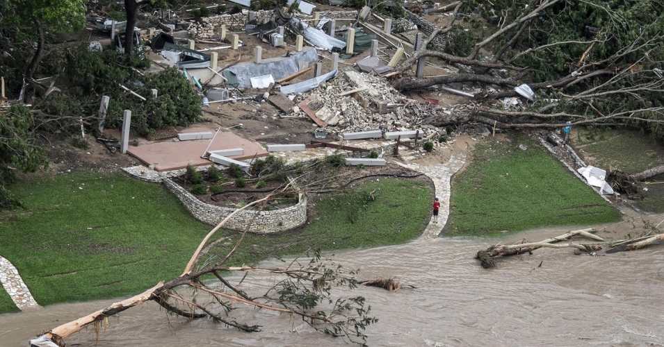 FLOODING TEXAS