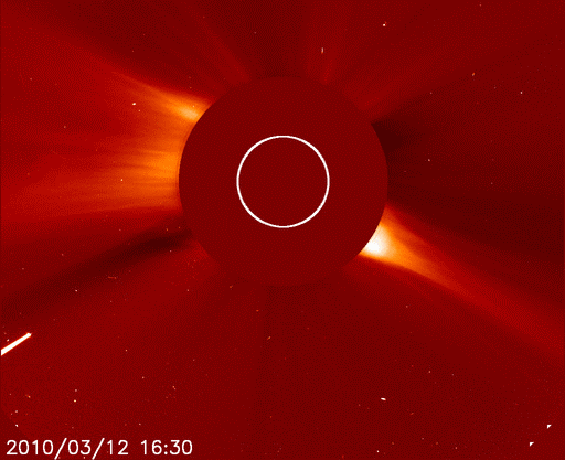 comet-crashing into the sun -3-14-10